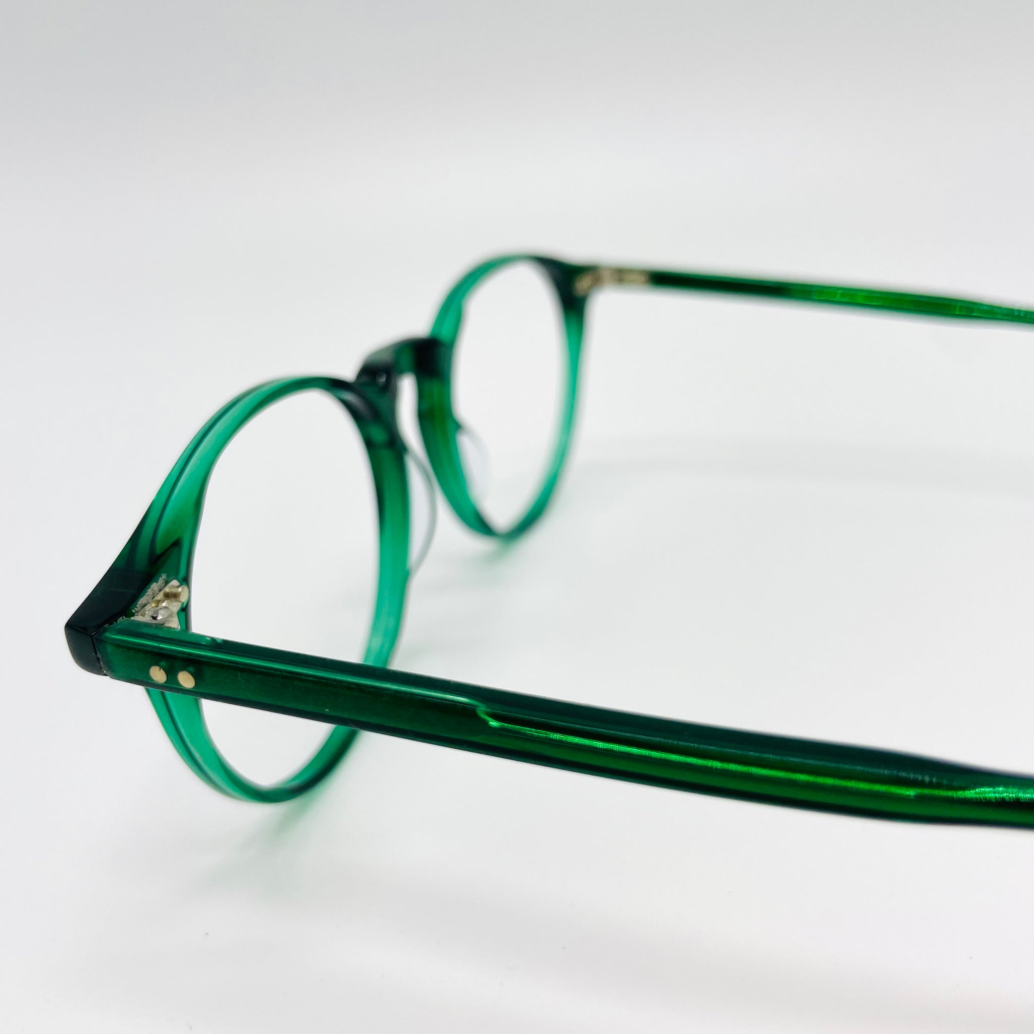Light as a Feather Crystal Green